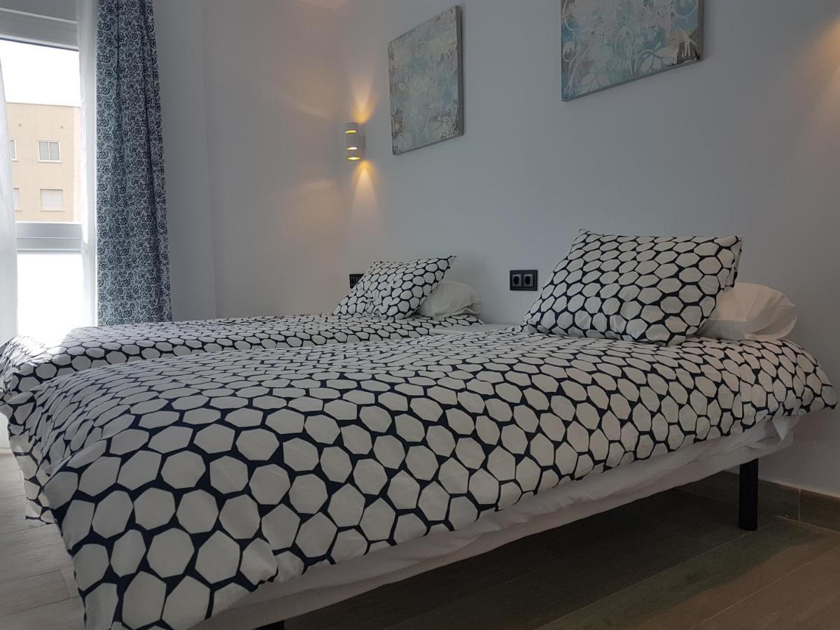 Pepes Home 3 Habitaciones & Parking Gratis Торемолинос Екстериор снимка